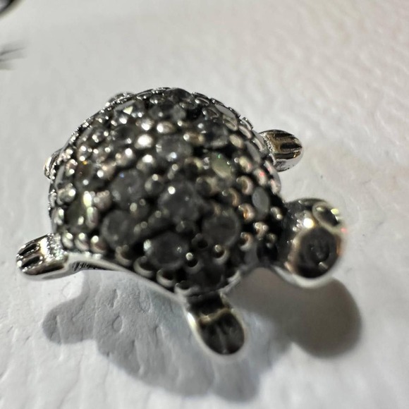 Authentic Pandora, Retired Sparkling CZ Sea Turtle Charm - Picture 1 of 8